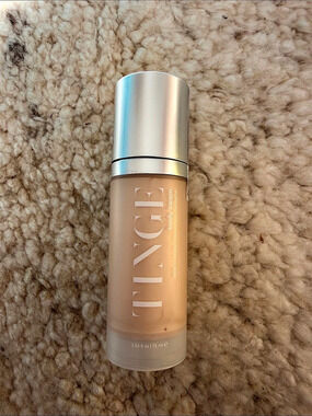 Tinge Body Beam Body Highlighter